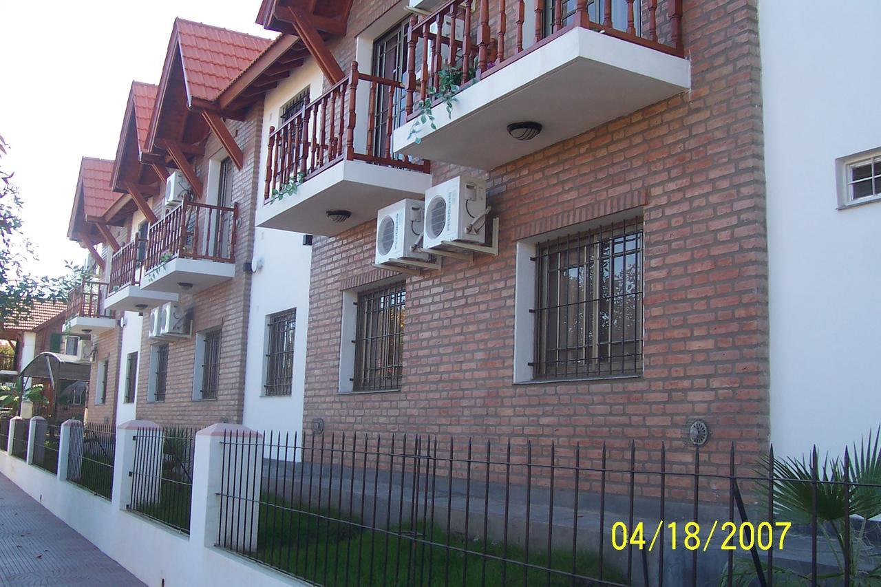 Apart Hotel Piscu Yaco Merlo Exterior foto